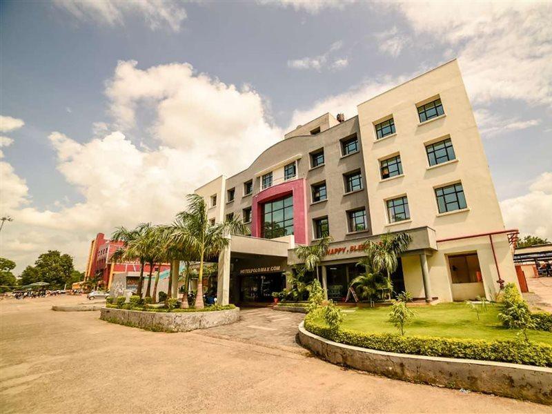 Max Hotels Jabalpur Buitenkant foto
