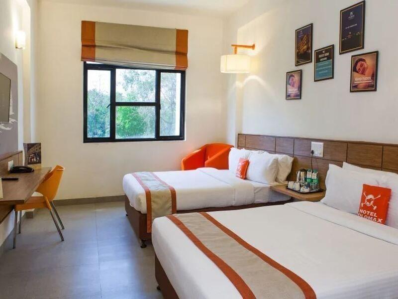 Max Hotels Jabalpur Buitenkant foto