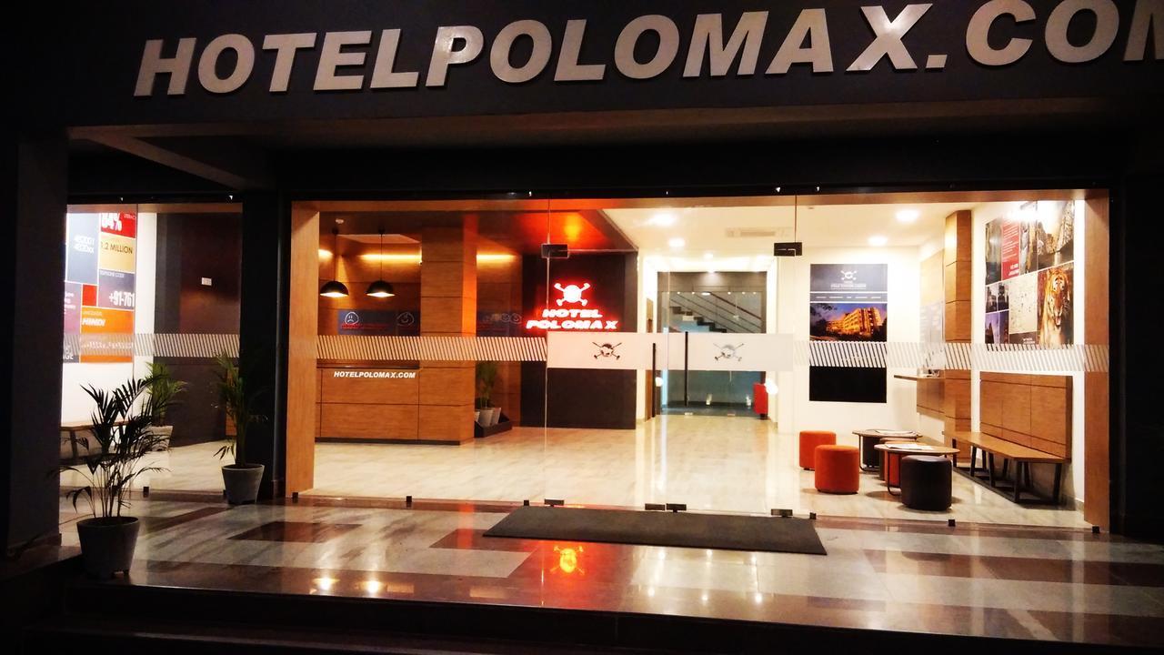 Max Hotels Jabalpur Buitenkant foto