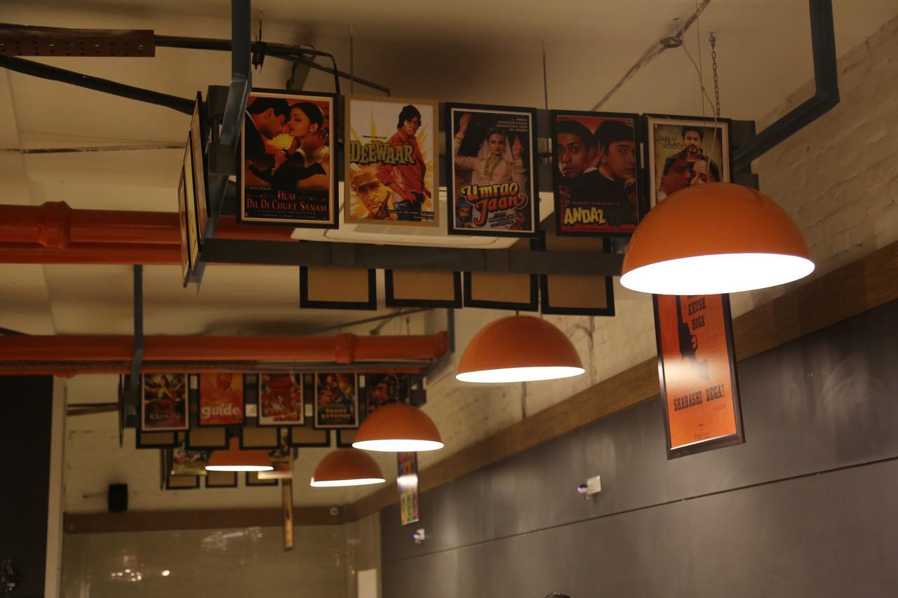 Max Hotels Jabalpur Buitenkant foto