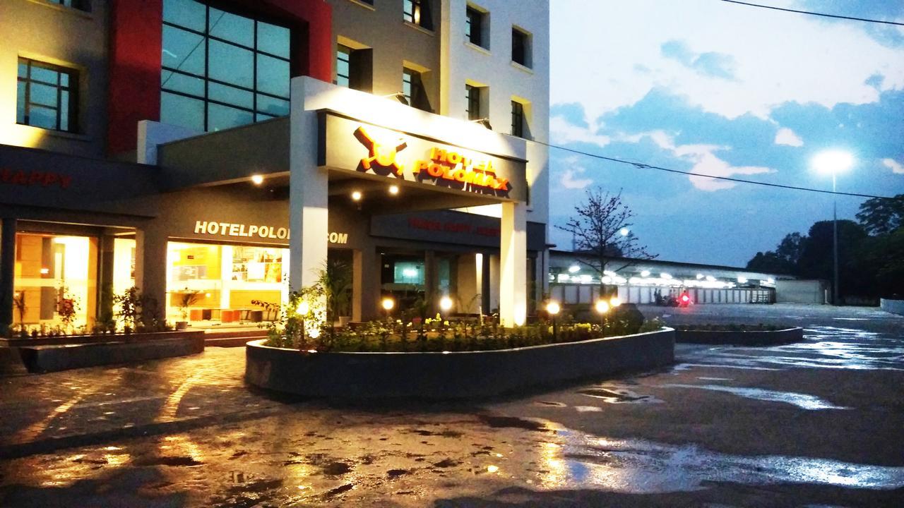 Max Hotels Jabalpur Buitenkant foto