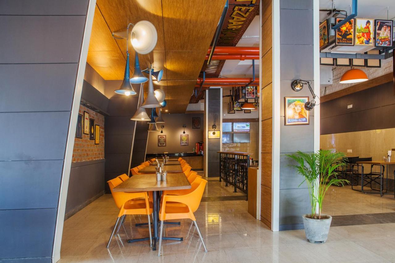 Max Hotels Jabalpur Buitenkant foto